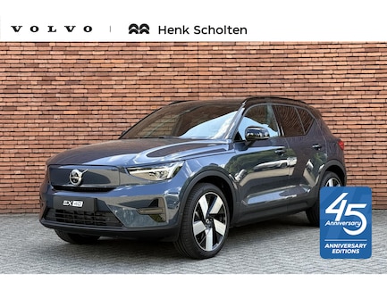 Volvo EX40 0