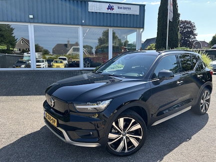 Volvo XC40 0