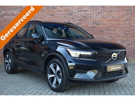 Volvo XC40 0