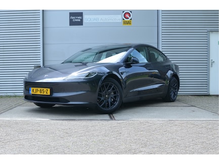 Tesla Model 3 0
