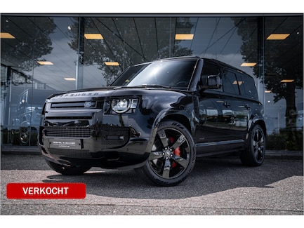 Land Rover Defender 0