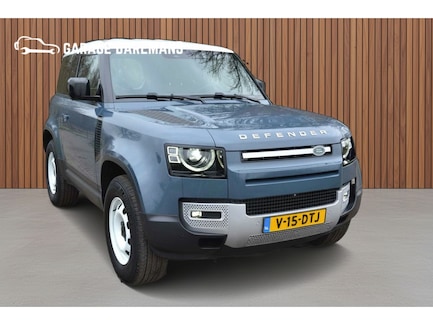 Land Rover Defender 0