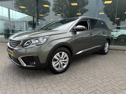 Peugeot 5008 0