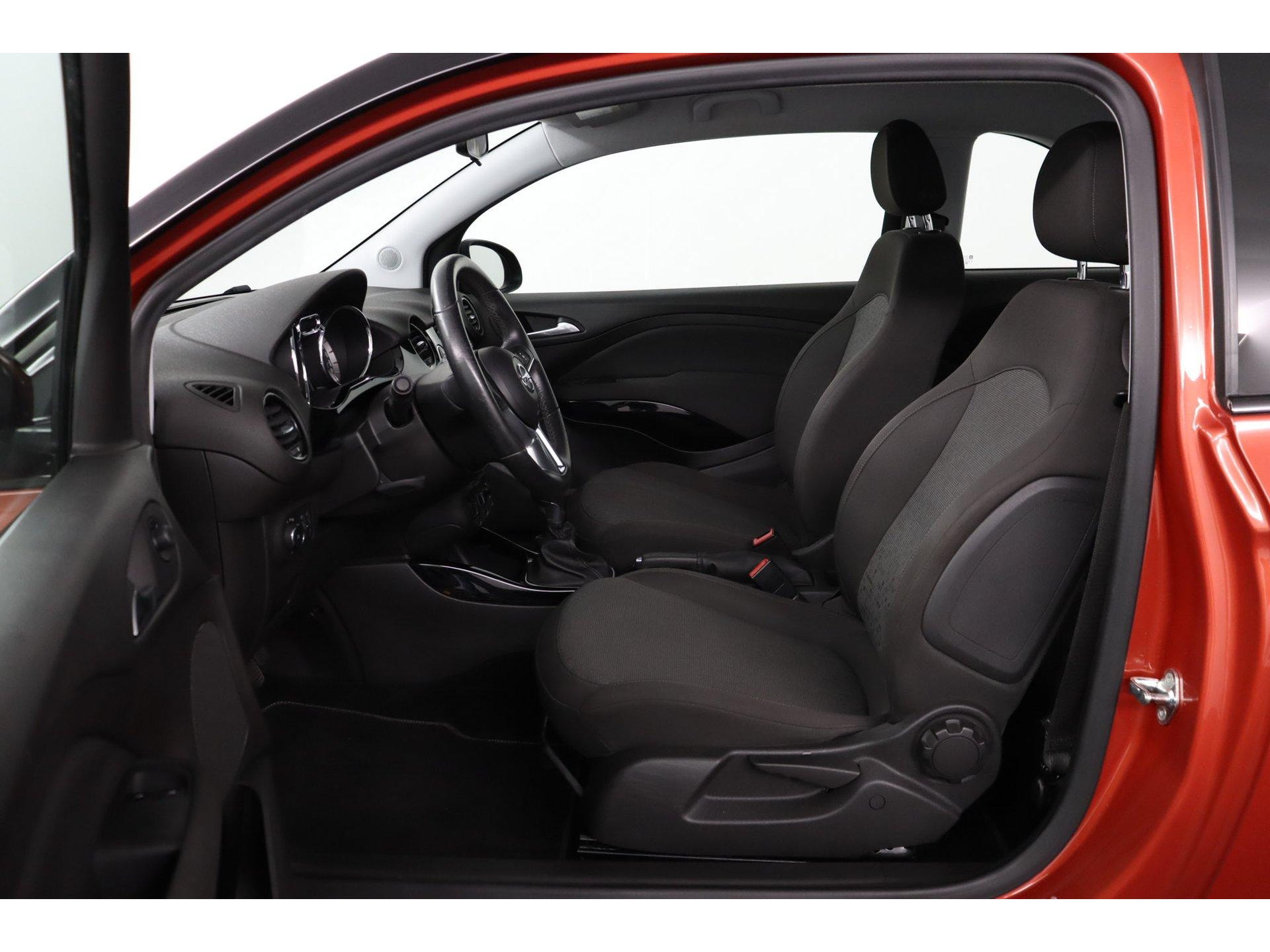 Bekijk 13 Opel Adam auto's in Drenthe