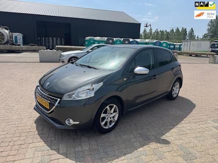Peugeot 208 0