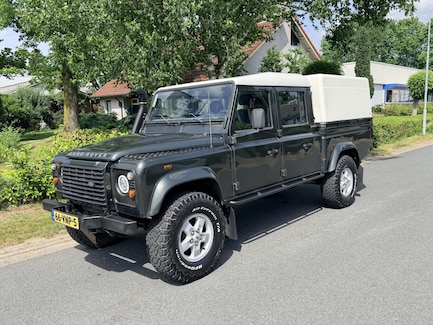 Land Rover Defender 0