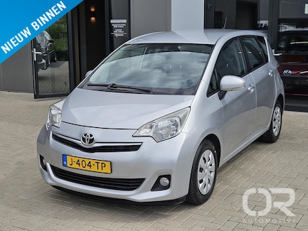 Toyota Verso-S 0