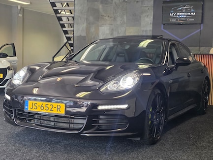 Porsche Panamera 0
