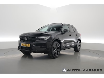 Volvo XC40 0