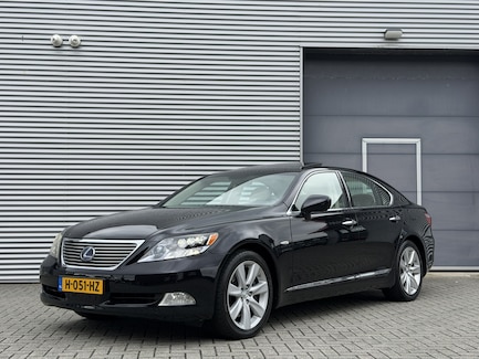 Lexus LS 0