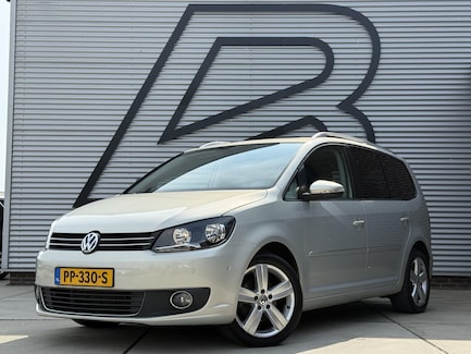 Volkswagen Touran 0