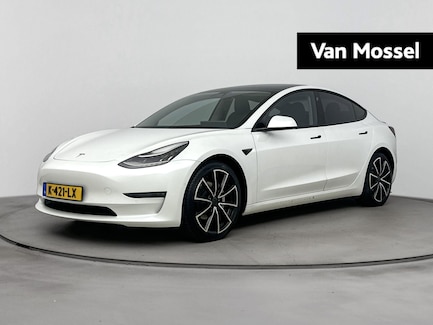 Tesla Model 3 0