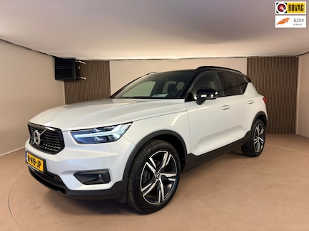 Volvo XC40 0