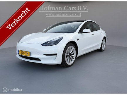 Tesla Model 3 0