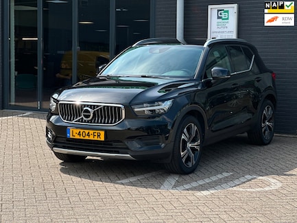Volvo XC40 0