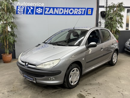 Peugeot 206 0