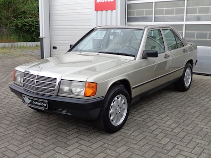 Mercedes-Benz 190-Serie 0