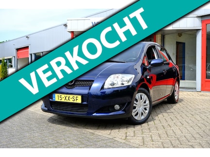 Toyota Auris 0
