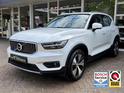 Volvo XC40 0