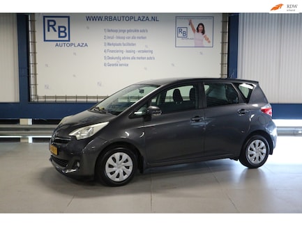 Toyota Verso-S 0