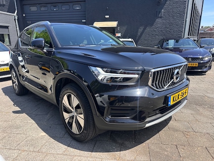 Volvo XC40 0