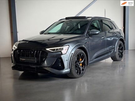Audi E-tron 0