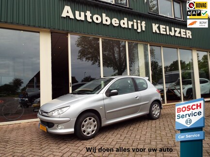 Peugeot 206 0