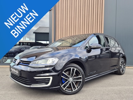 Volkswagen Golf 0