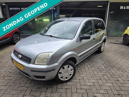 Ford Fusion 0