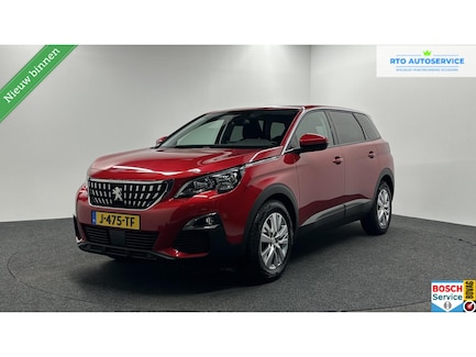 Peugeot 5008 0
