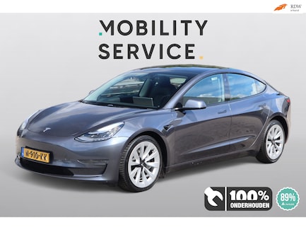 Tesla Model 3 0