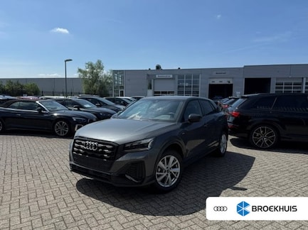 Audi Q2 0