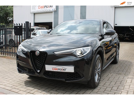 Alfa Romeo Stelvio 0