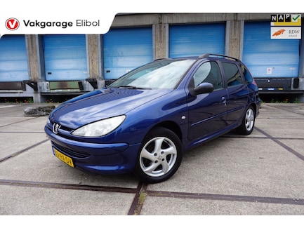 Peugeot 206 0