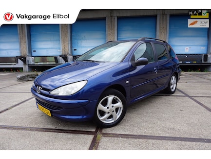Peugeot 206 0