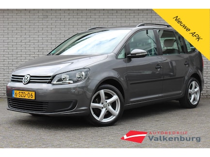 Volkswagen Touran 0
