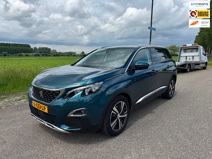 Peugeot 5008 0