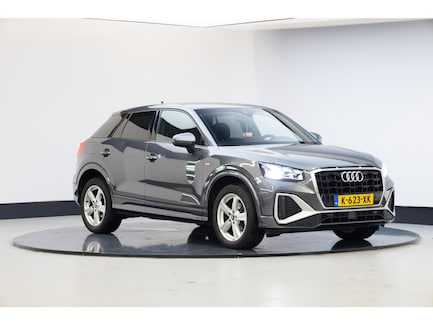 Audi Q2 0