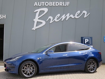 Tesla Model 3 0