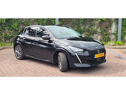 Peugeot e-208 0