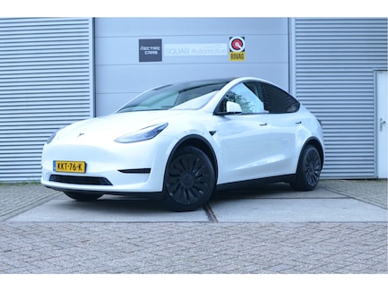 Tesla Model Y 0