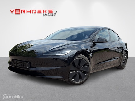 Tesla Model 3 0