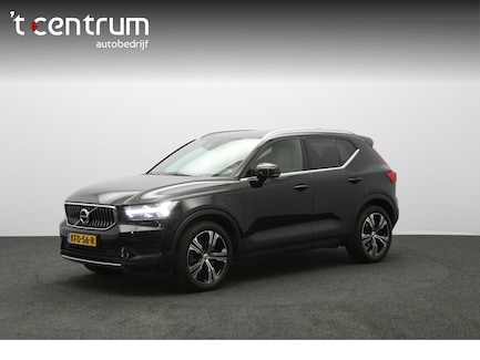 Volvo XC40 0