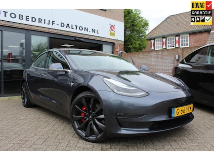 Tesla Model 3 0