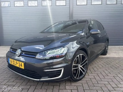 Volkswagen Golf 0