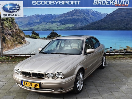 Jaguar X-Type 0