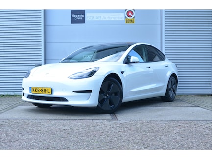 Tesla Model 3 0