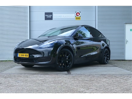 Tesla Model Y 0
