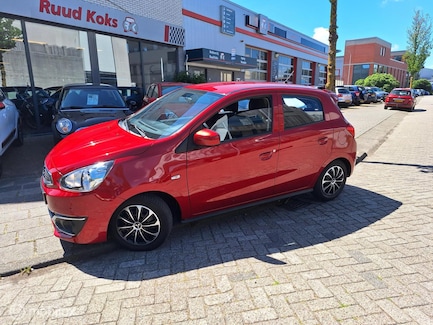 Mitsubishi Space Star 0