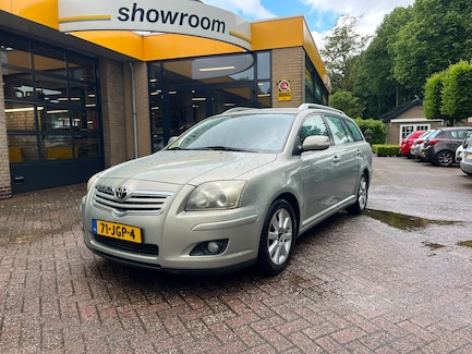 Toyota Avensis 0